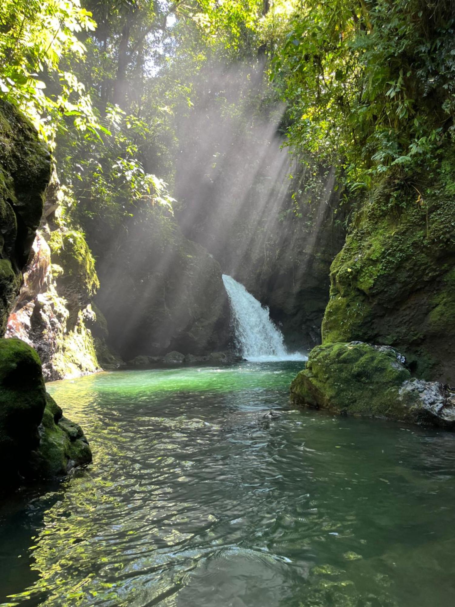 Pozas Y Cascadas La Presa Rio Cuarto Exterior photo
